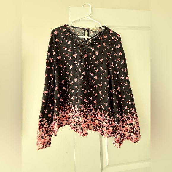 Pink Republic Black and Pink Floral Blouse - Picture 2 of 6